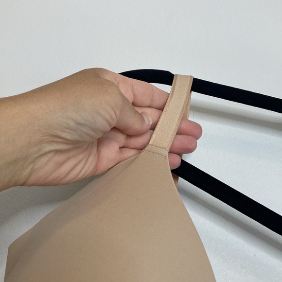 Knix Beige WingWoman Bra Size 8+ 40F 42F 40G 42G Wireless Comfy - Picture 3 of 11